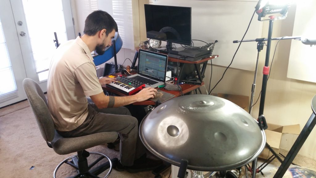 Josh, Ableton Live, Magnetic Oscillator and Saraz Handpan