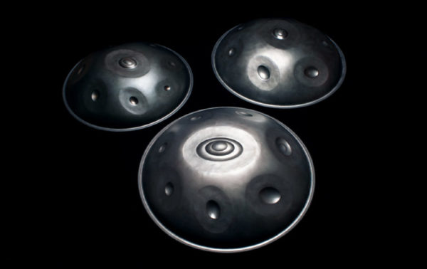 3 sizes of saraz handpans